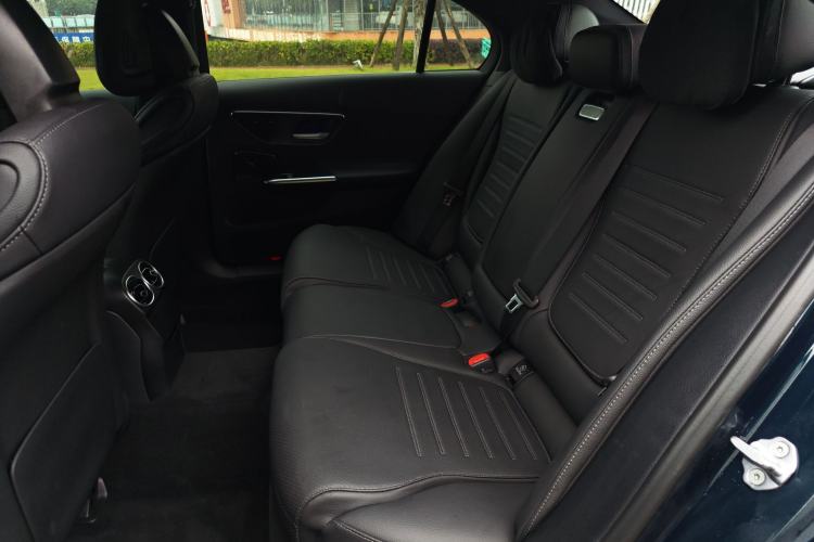 Used Mercedes-Benz C-Class 2023 Second Facelift C 260 L Sport Edition Interior 6