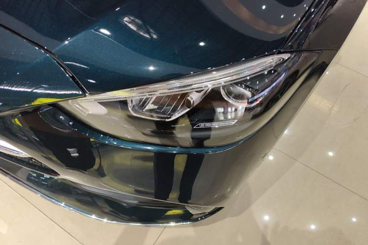 Used Mercedes-Benz C-Class 2023 C 260 L Sport Edition Left Front Headlight