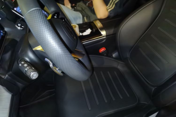 Used Mercedes-Benz C-Class 2023 C 200 L Sport Edition Left Front Seat