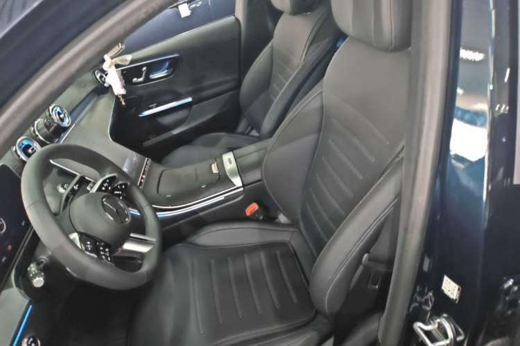 Used Mercedes-Benz C-Class 2023 C 260 L Sport Edition Left Front Seat