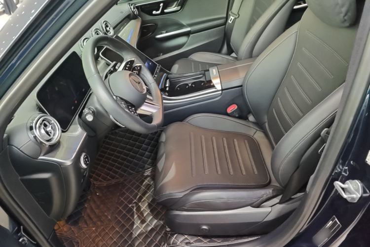 Used Mercedes-Benz C-Class 2023 Second Facelift C 260 L Sport Edition Left Front Seat