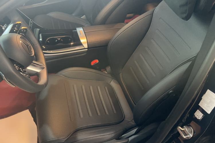 Used Mercedes-Benz C-Class 2023 Restyled C 260 L Night Edition Sports Version Left Front Seat