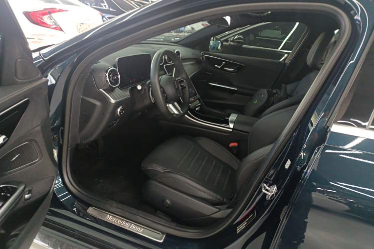 Used Mercedes-Benz C-Class 2023 Second Facelift C 260 L Sport Edition Left Front Seat