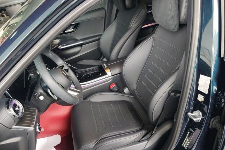 Used Mercedes-Benz C-Class 2023 Restyled C 260 L Night Edition Sports Version Left Front Seat