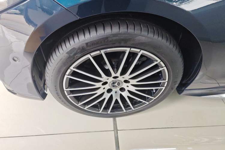 Used Mercedes-Benz C-Class 2023 C 260 L Sport Edition Left Front Wheel Hub