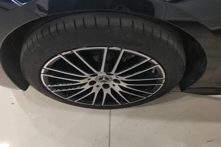 Used Mercedes-Benz C-Class 2023 C 260 L Sport Edition Left Front Wheel Hub