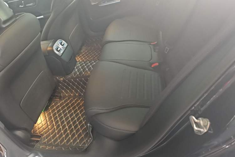 Used Mercedes-Benz C-Class 2023 Restyled C 260 L Night Edition Sports Version Left Rear Seat