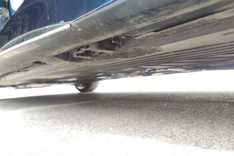 Used Mercedes-Benz C-Class 2023 Restyled C 260 L Sport Edition Left Side Sill