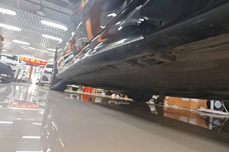 Used Mercedes-Benz C-Class 2023 Restyled C 260 L Sport Edition Left Side Sill