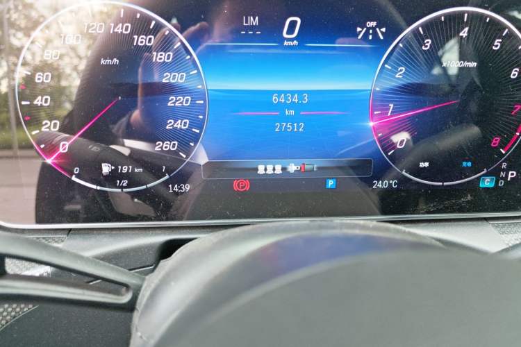Used Mercedes-Benz C-Class 2023 Restyled C 260 L Sport Edition Odometer Close Up