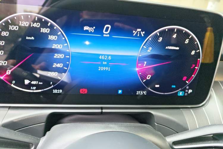 Used Mercedes-Benz C-Class 2023 Restyled C 260 L Sport Edition Odometer Close Up