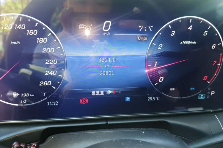 Used Mercedes-Benz C-Class 2023 C 260 L Sport Edition Odometer Close Up