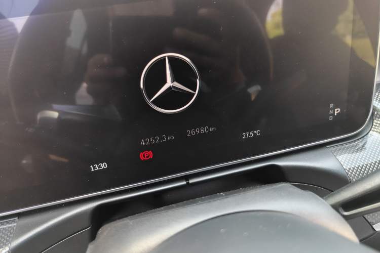 Used Mercedes-Benz C-Class 2023 Restyled C 260 L Night Edition Sports Version Odometer Close Up