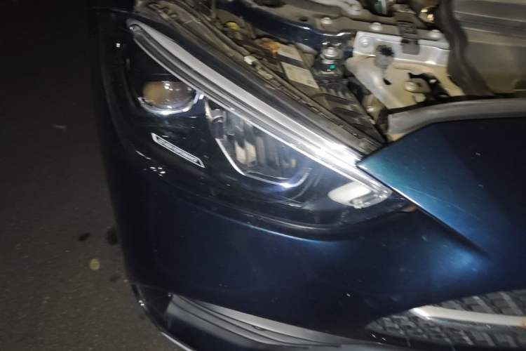 Used Mercedes-Benz C-Class 2023 C 260 L Sport Edition Right Front Headlight