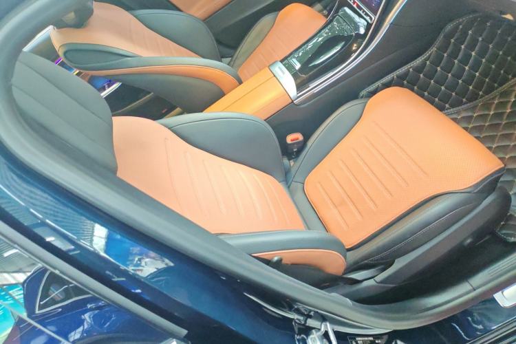 Used Mercedes-Benz C-Class 2023 C 260 L Sport Edition Right Front Seat