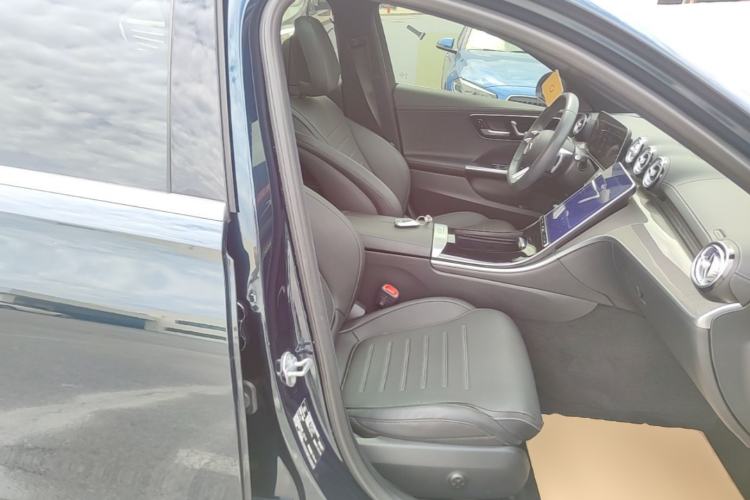 Used Mercedes-Benz C-Class 2023 Restyled C 260 L Sport Edition Right Front Seat