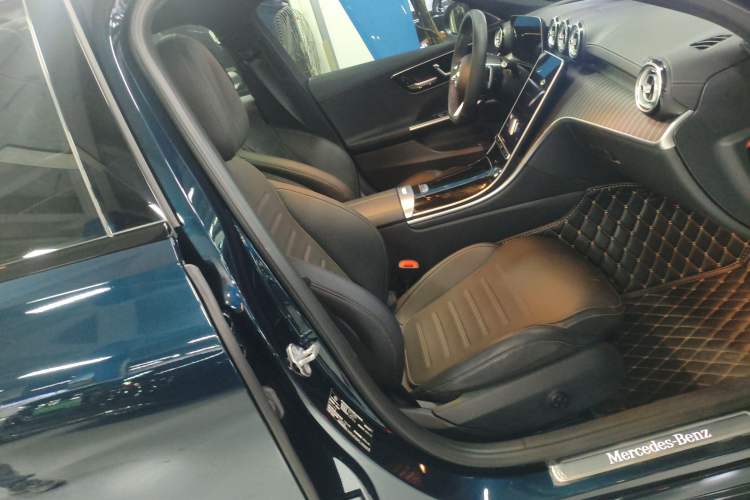 Used Mercedes-Benz C-Class 2023 C 260 L Bright Night Sports Edition Right Front Seat