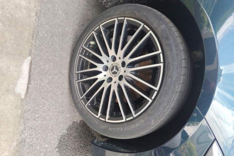 Used Mercedes-Benz C-Class 2023 C 260 L Sport Edition Right Front Wheel Hub