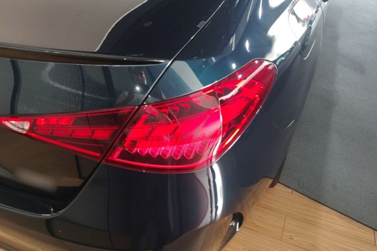 Used Mercedes-Benz C-Class 2023 Restyled C 260 L Night Edition Sports Version Right Rear Taillight