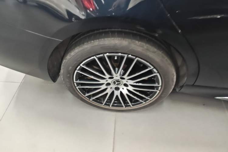 Used Mercedes-Benz C-Class 2023 C 260 L Sport Edition Right Rear Wheel Hub