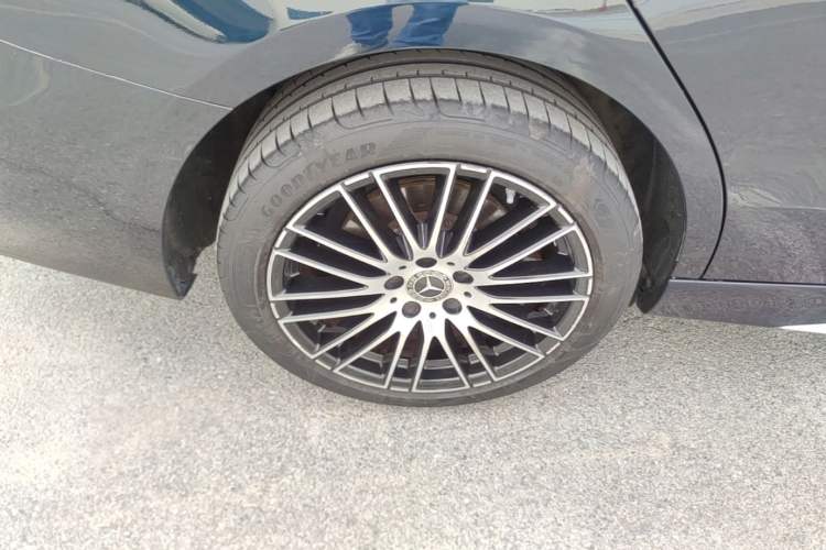 Used Mercedes-Benz C-Class 2023 Restyled C 260 L Sport Edition Right Rear Wheel Hub