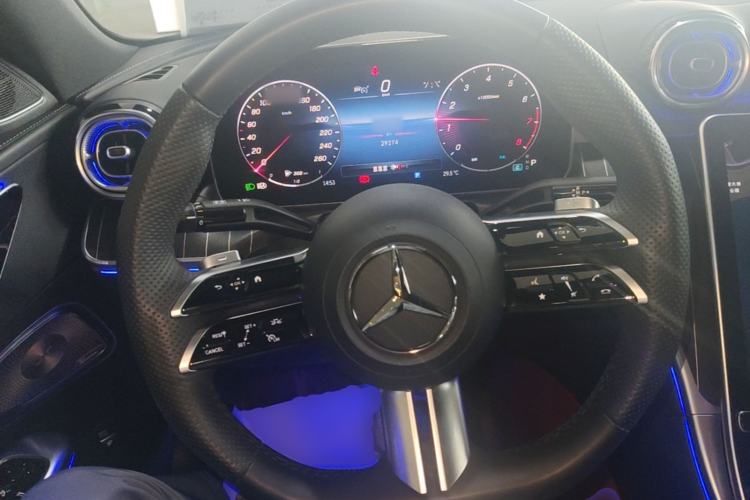 Used Mercedes-Benz C-Class 2023 Restyled C 260 L Night Edition Sports Version Steering Wheel