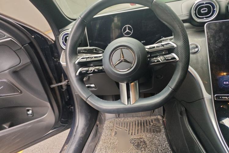 Used Mercedes-Benz C-Class 2023 Second Facelift C 260 L Sport Edition Steering Wheel