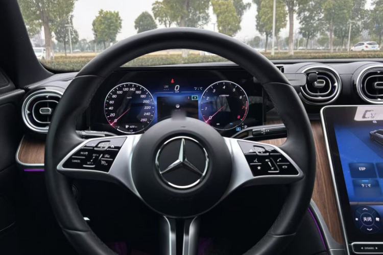 Used Mercedes-Benz C-Class 2023 Facelift C 260 L Steering Wheel
