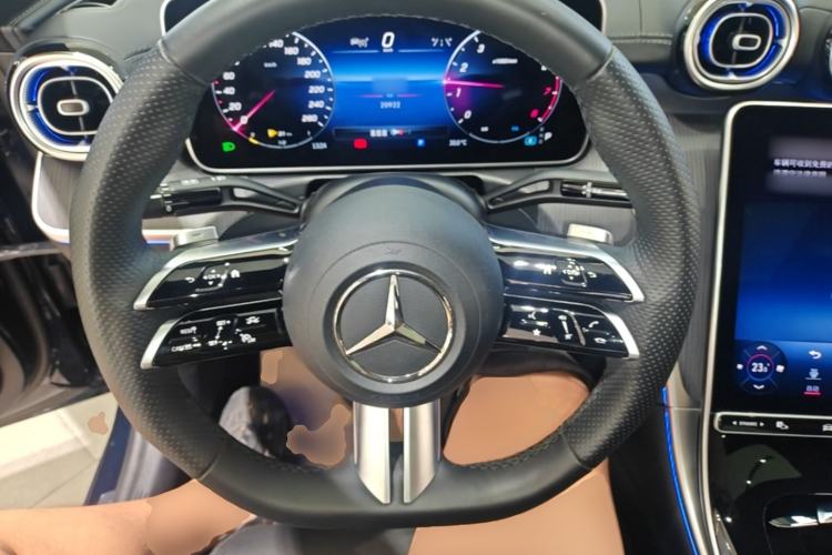 Used Mercedes-Benz C-Class 2023 C 260 L Bright Night Sports Edition Steering Wheel