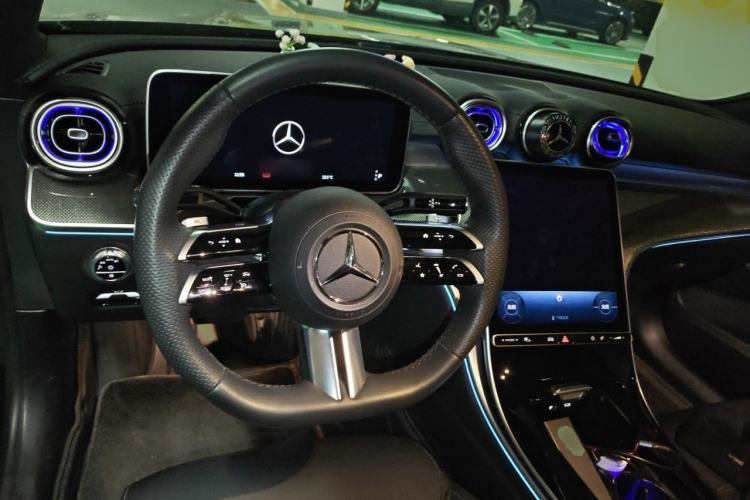 Used Mercedes-Benz C-Class 2023 C 260 L Bright Night Sports Edition Steering Wheel