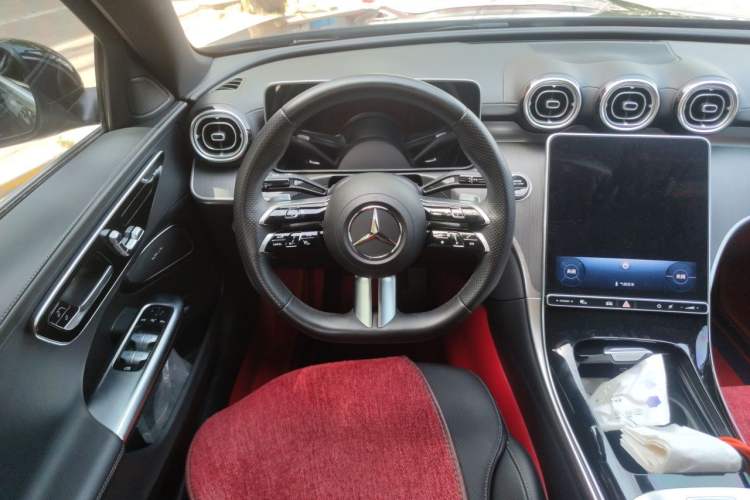 Used Mercedes-Benz C-Class 2023 C 260 L Sport Edition Steering Wheel