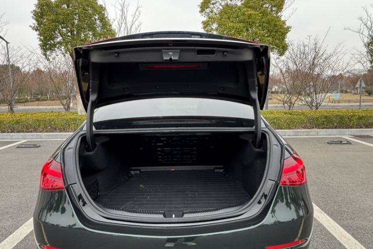 Used Mercedes-Benz C-Class 2023 Facelift C 260 L Trunk