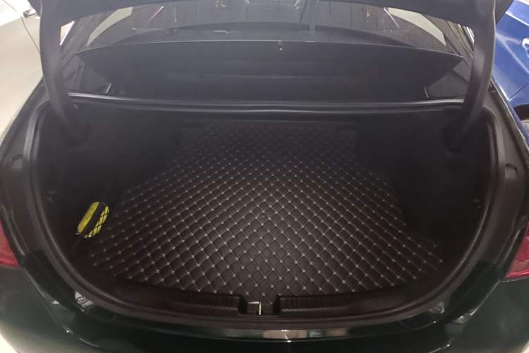 Used Mercedes-Benz C-Class 2023 C 200 L Sport Edition Trunk