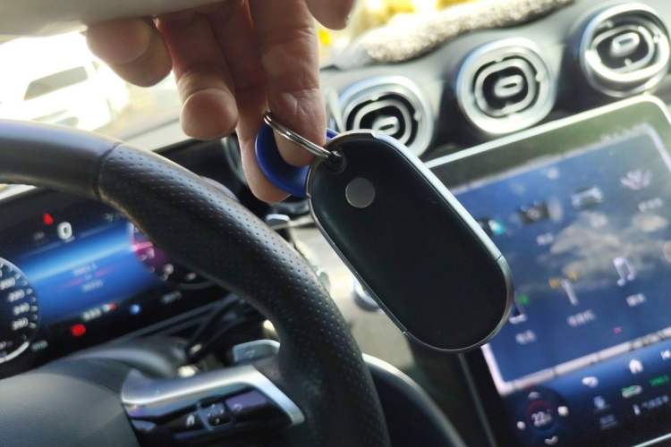 Used Mercedes-Benz C-Class 2023 Restyled C 260 L Sport Edition Vehicle Key