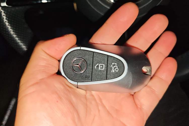 Used Mercedes-Benz C-Class 2023 C 260 L Sport Edition Vehicle Key