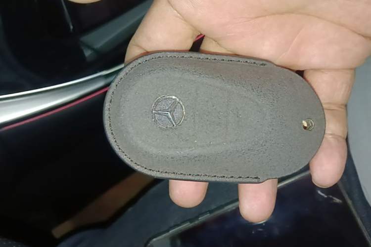 Used Mercedes-Benz C-Class 2023 C 260 L Bright Night Sports Edition Vehicle Key
