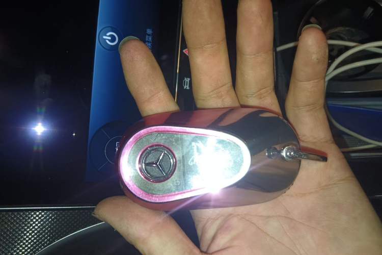 Used Mercedes-Benz C-Class 2023 C 260 L Vehicle Key