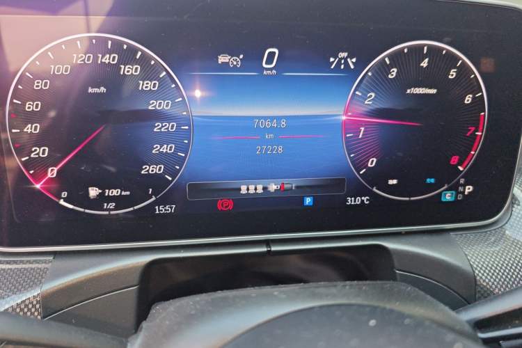 Used Mercedes-Benz C-Class 2023 Revised C 200 L Sport Edition Odometer Close Up