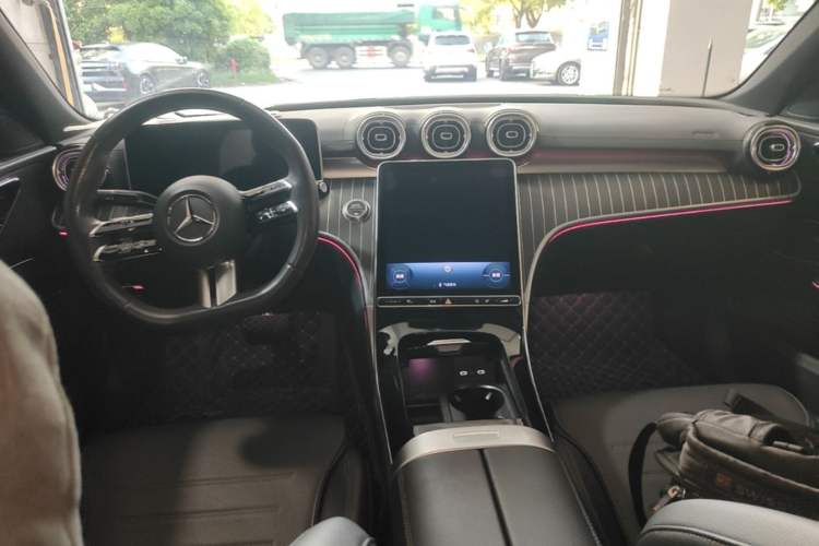 Used Mercedes-Benz C-Class 2023 C 260 L Sport Edition Center Console