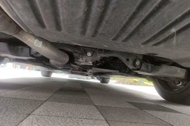Used Mercedes-Benz C-Class 2023 C 260 L Bright Night Sports Edition Chassis Rear