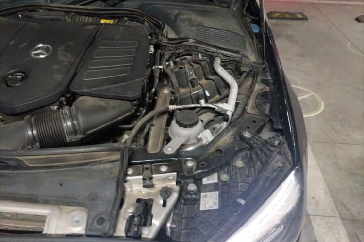 Used Mercedes-Benz C-Class 2023 Restyled C 260 L Night Edition Sports Version Engine Bay Left