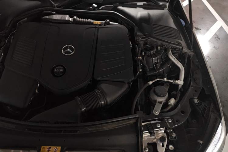 Used Mercedes-Benz C-Class 2023 Second Facelift C 260 L Starry Night Sports Edition Engine Bay Left