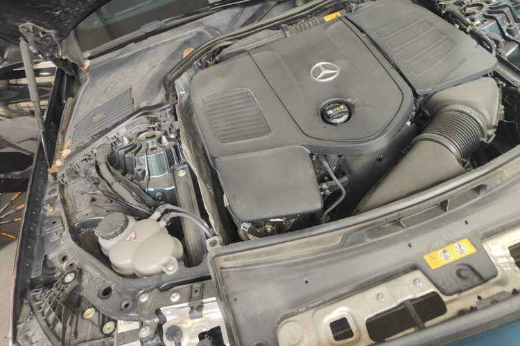 Used Mercedes-Benz C-Class 2023 C 260 L Sport Edition Engine Bay Right