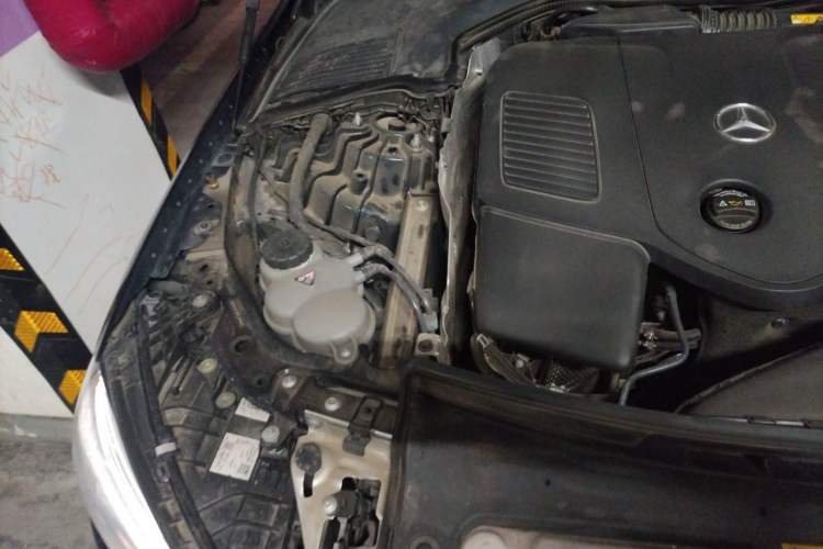 Used Mercedes-Benz C-Class 2023 Restyled C 260 L Night Edition Sports Version Engine Bay Right