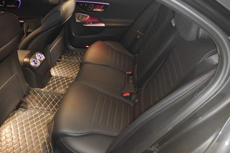 Used Mercedes-Benz C-Class 2023 Second Facelift C 260 L Starry Night Sports Edition Left Rear Seat