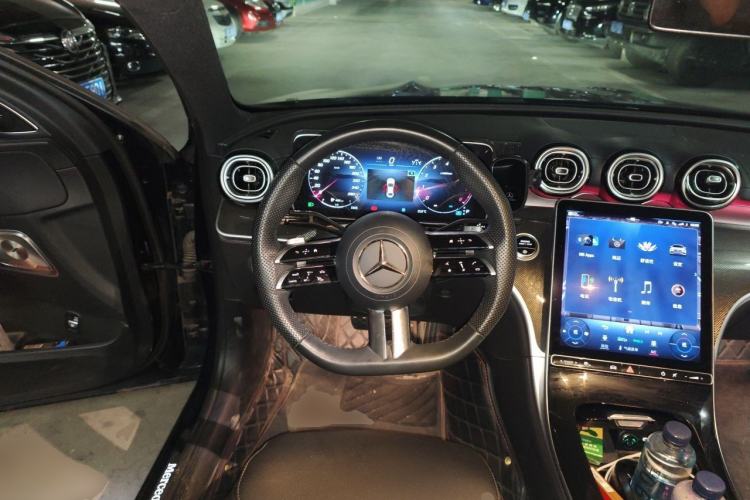 Used Mercedes-Benz C-Class 2023 Restyled C 260 L Night Edition Sports Version Steering Wheel