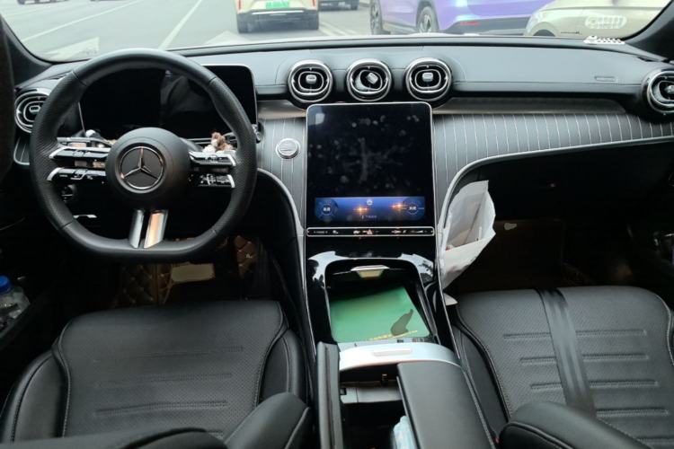 Used Mercedes-Benz C-Class 2023 Restyled C 260 L Sport Edition Center Console