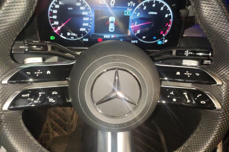 Used Mercedes-Benz C-Class 2023 Revised C 200 L Sport Edition Steering Wheel