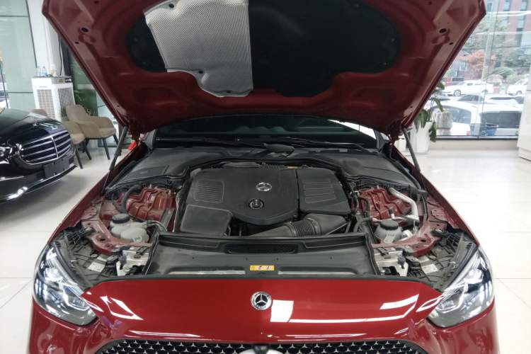 Used Mercedes-Benz C-Class 2023 Revised C 200 L Sport Edition Engine Bay