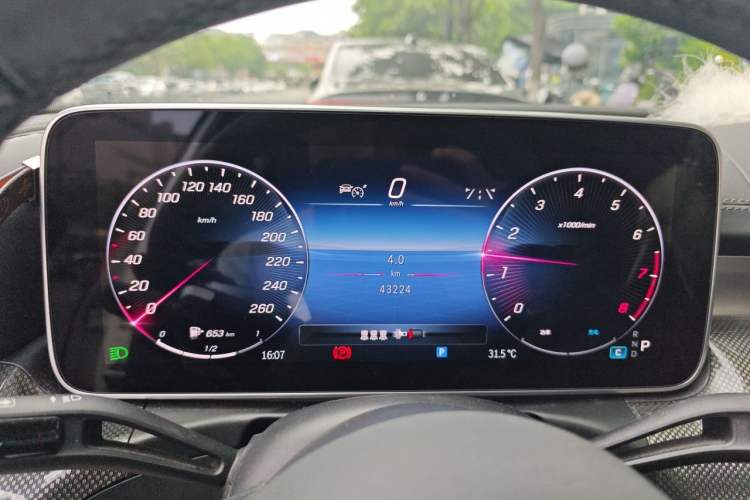 Used Mercedes-Benz C-Class 2023 Facelift C 260 L Instrument Cluster